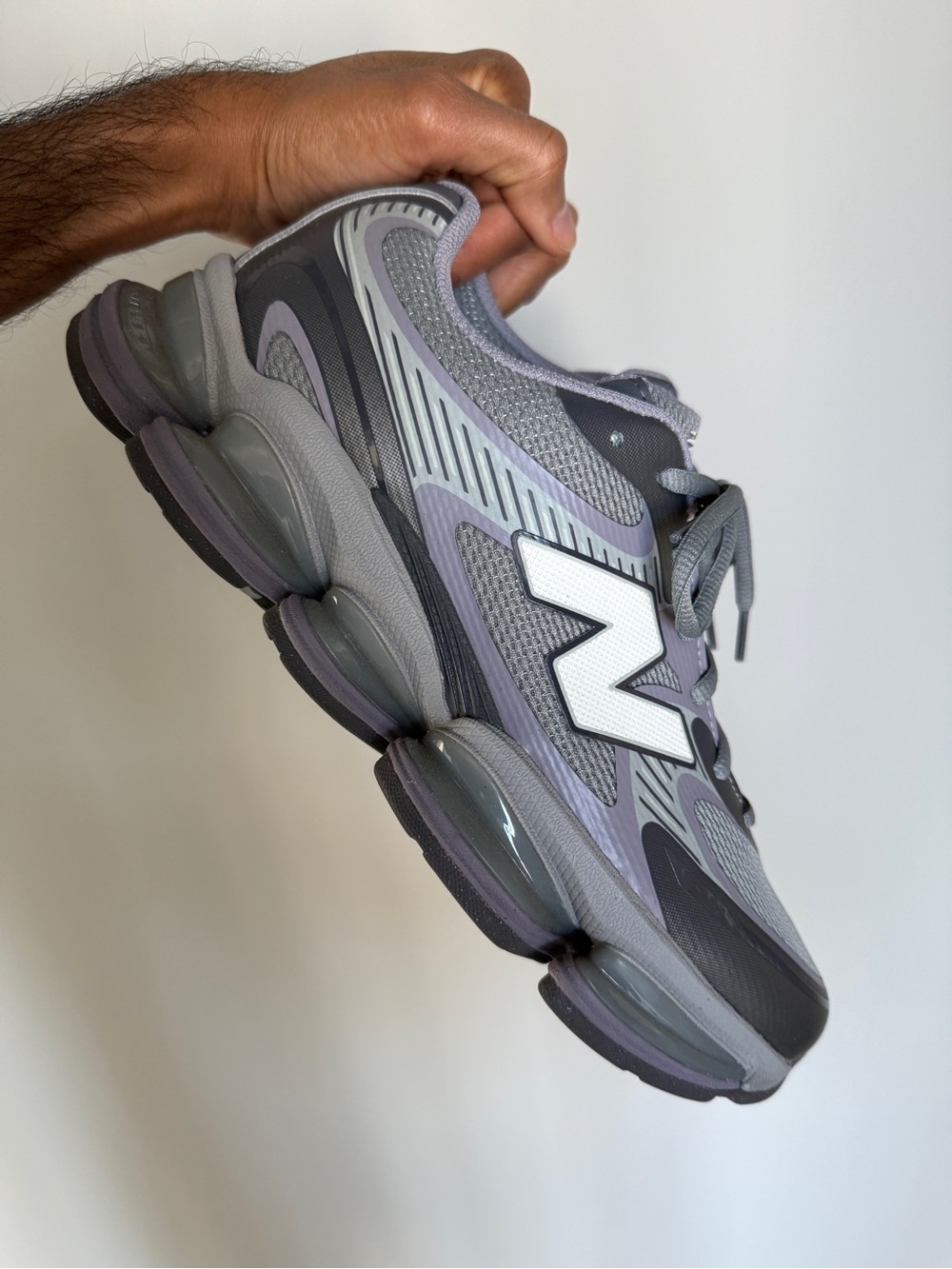 New Balance Abzorb 2000 Men's Gray Athletic Sneakers